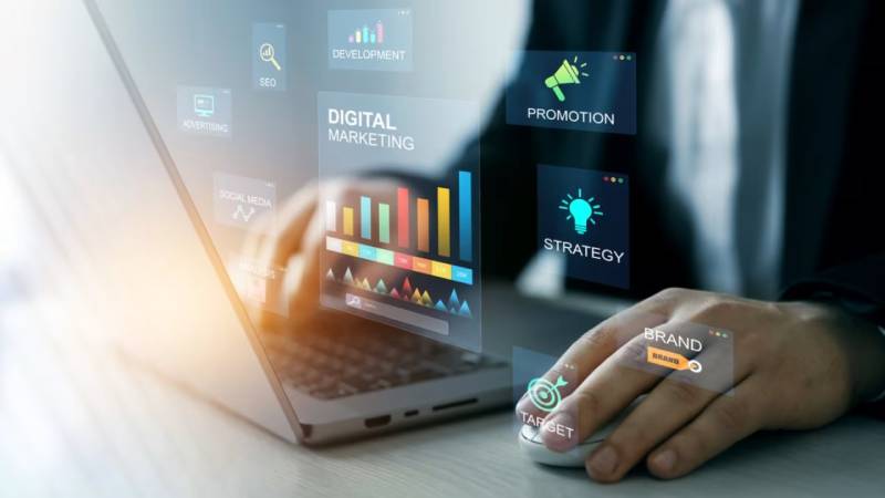 南川区小程序开发：Hotwire和Stimulus如何通过最少的自定义 JavaScript 提供互动性？
